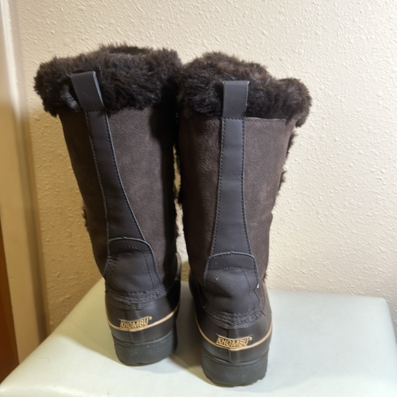 Khombu fur-lined duck boots size 8 - Picture 4 of 8